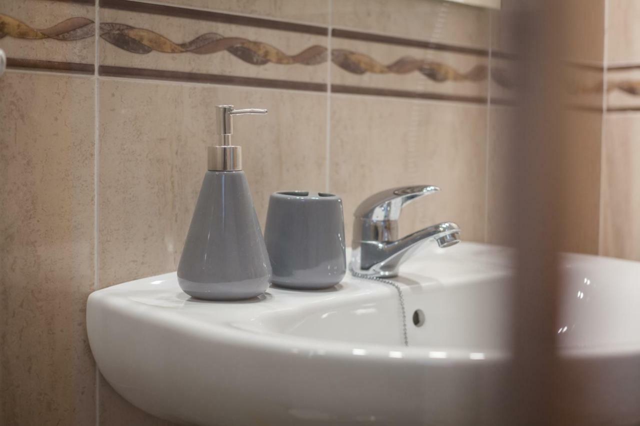 Apartment Solmar ตอร์เรเวียคา ภายนอก รูปภาพ
